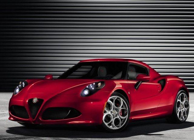 2014 Red ALFA ROMEO 4C