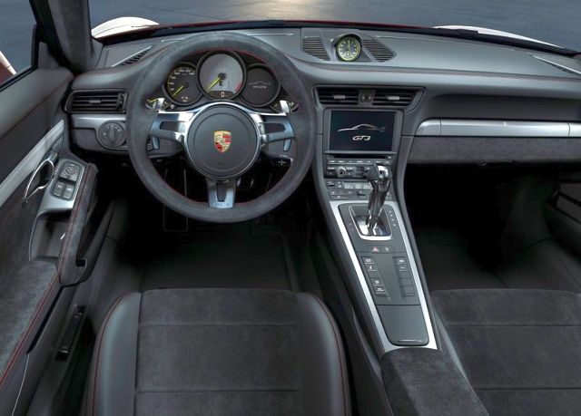 2014_Red_PORSCHE_911_GT3_dashboard_pic-8