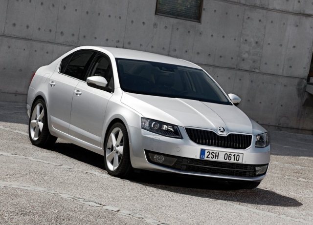 2015 SKODA OCTAVIA