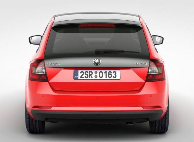 2014_SKODA_RAPID_SW_SPACEBACK_rear_pic-3