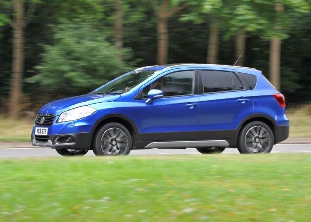 SUZUKI S-CROSS