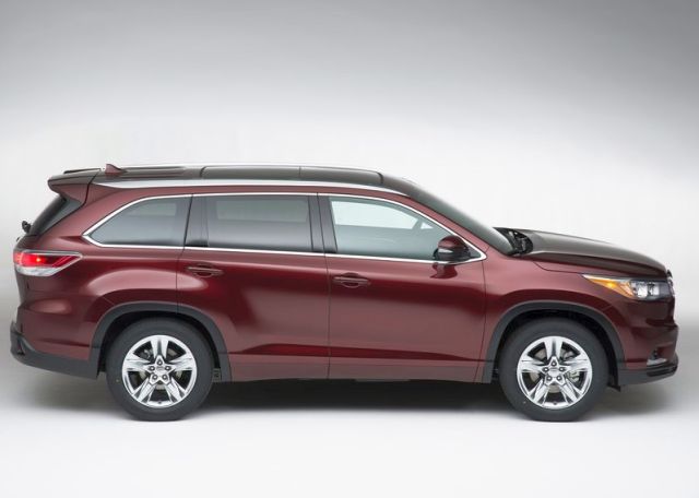 2014_TOYOTA_HIGHLANDER_profile_pic-4