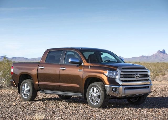 2014 TOYOTA TUNDRA PICK-UP