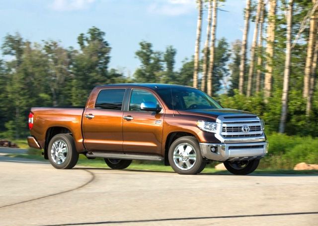 2014 TOYOTA TUNDRA PICK-UP