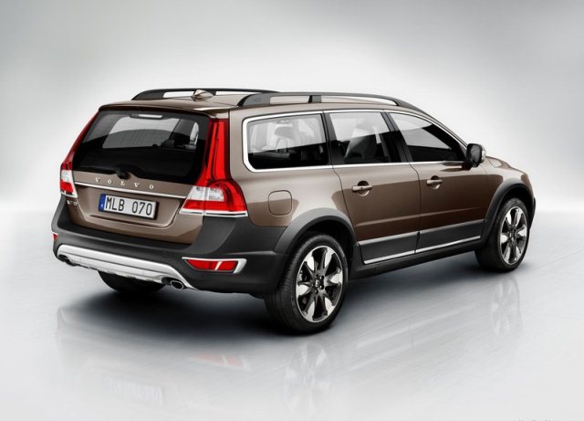 2014 VOLVO XC70