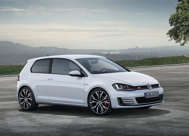 2014 VW GOLF GTI White