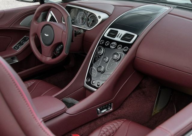 2015 ASTON MARTIN VANQUISH VOLANTE