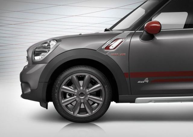 2015_MINI_COUNTRYMAN_Park_Line_pic-7