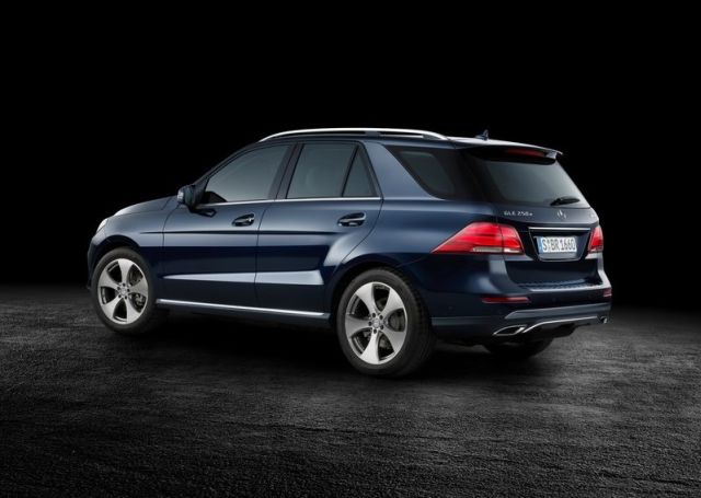 2016_MERCEDES_GLE_pic-3