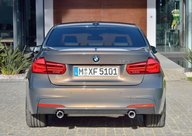 2016_BMW_3_SERIES_pic-10