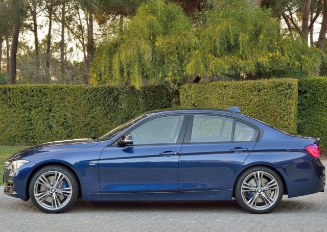 2016_BMW_3_SERIES_pic-7