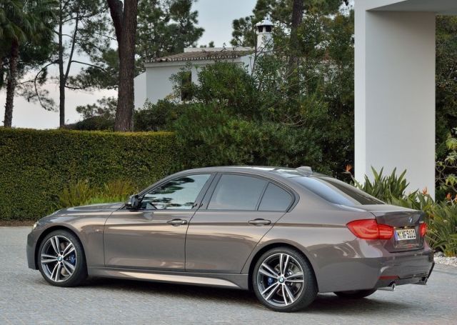 2016_BMW_3_SERIES_pic-8