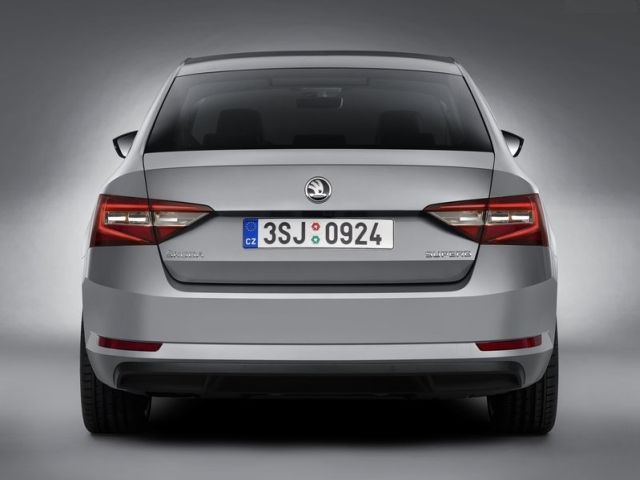 New SKODA SUBERB 2016
