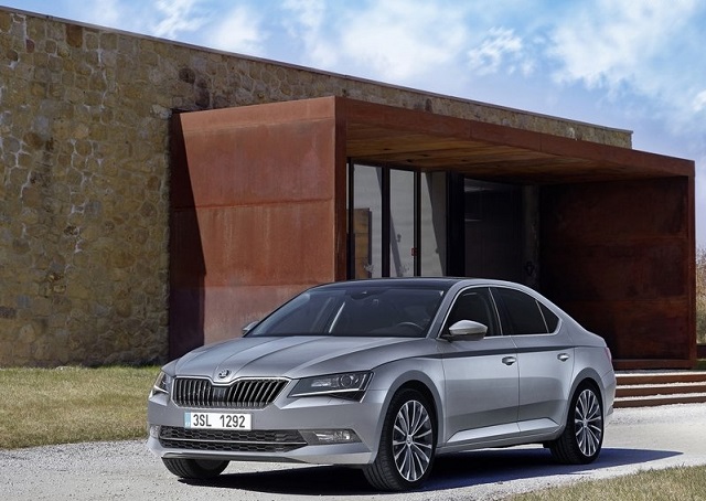 New SKODA SUBERB 2016