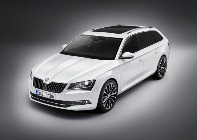 2016 SKODA SUPERB COMBI