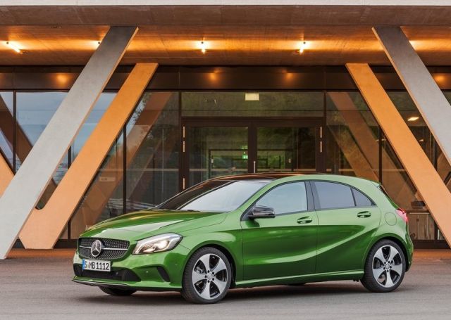 2016_MERCEDES_A_CLASS_pic-4