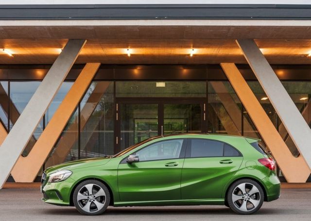 2016_MERCEDES_A_CLASS_pic-7