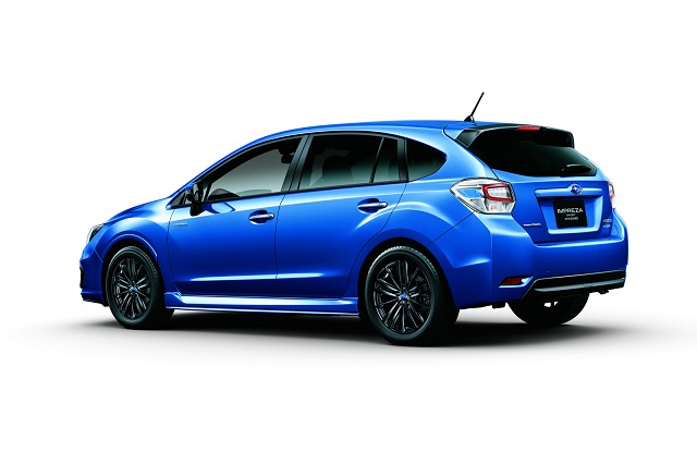 2016_SUBARU_IMPREZA_HYBRID_pic-2