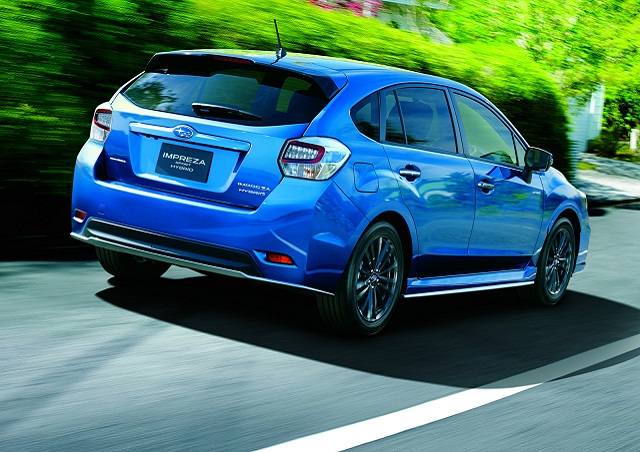 2016_SUBARU_IMPREZA_HYBRID_pic-4