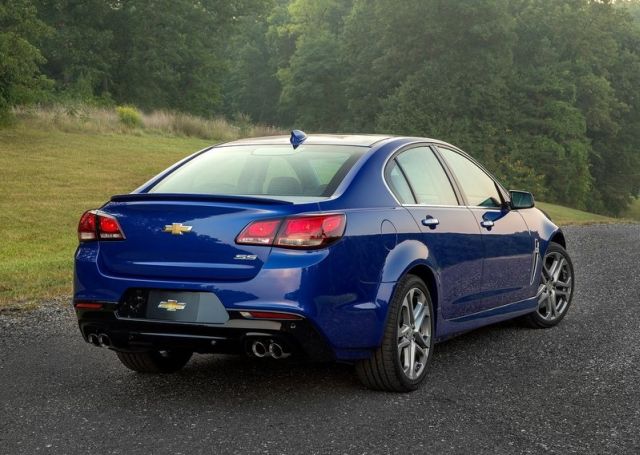 2016_CHEVROLET_SS_pic-2