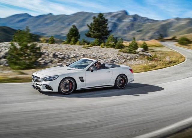 2017 MERCEDES SL63 AMG