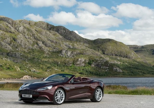 2015 ASTON MARTIN VANQUISH VOLANTE