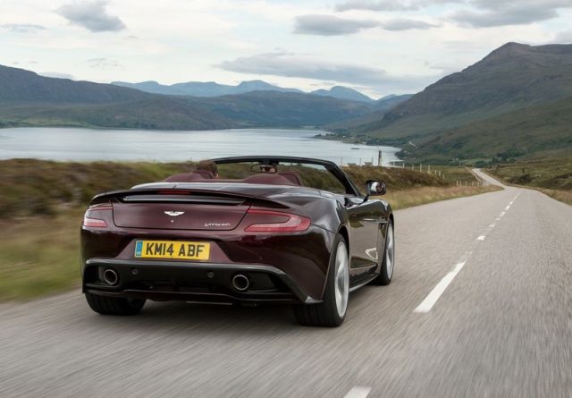 2015 ASTON MARTIN VANQUISH VOLANTE