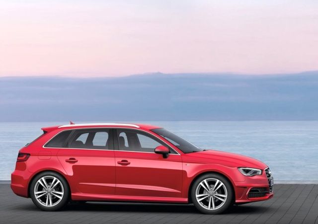 2015 New AUDI A3 Sportback S-LINE