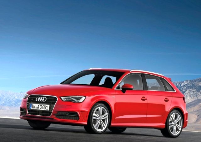 2015_AUDI_A3_Sportback_S-line_front_pic-8