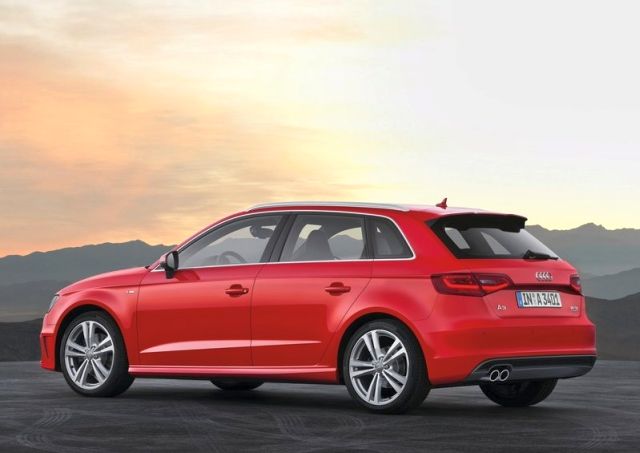 2015_AUDI_A3_Sportback_S-line_rear_pic-3