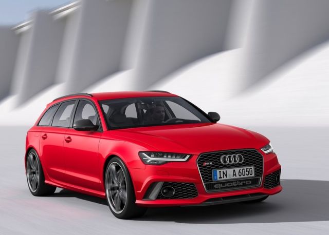 2015 AUDI RS6