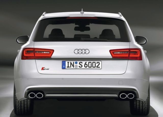 AUDI S6 AVANT white