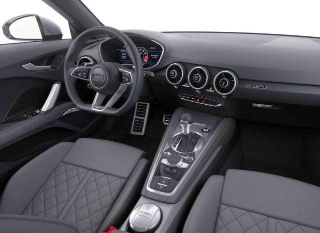 2015_AUDI_TTS_interior_pic-8