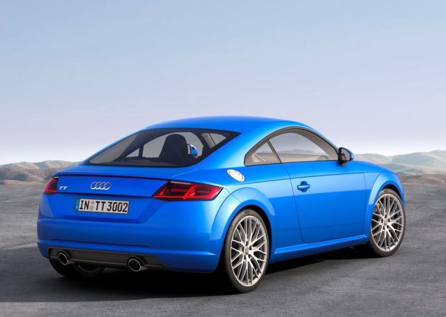 2015_AUDI_TT_rear_pic-6