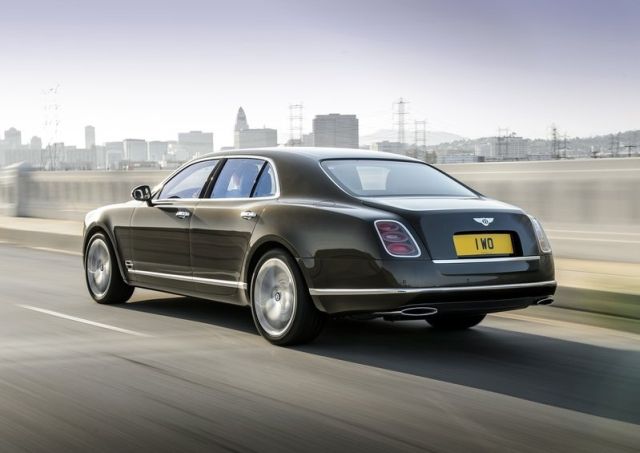 2015_BENTLEY_MULSANNE_SPEED_pic-5