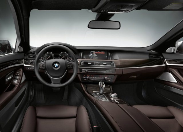 BMW 5 SERIES