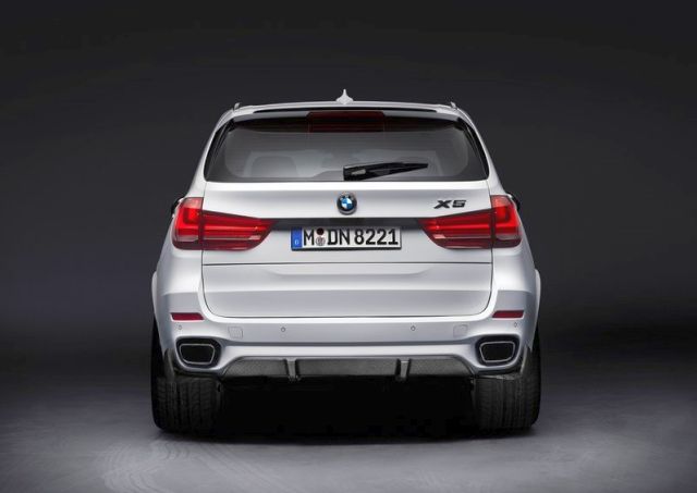 2015_BMW_M_TECHNIC_rear_pic-2