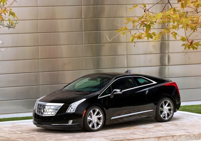 CADILLAC ELR