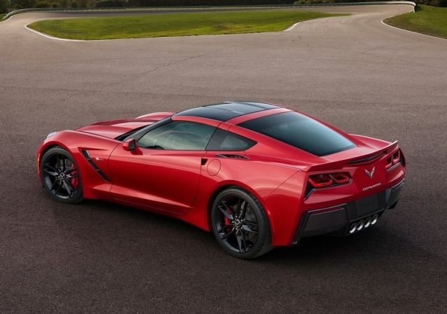 2015_CHEVROLET_CORVETTE_C7_STINGRAY_pic-10