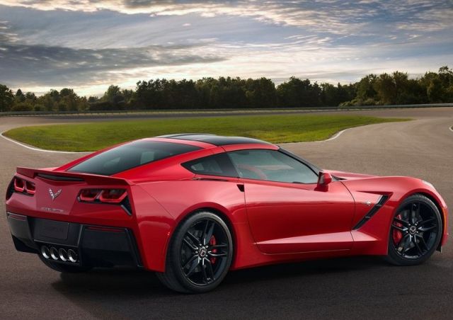 2015_CHEVROLET_CORVETTE_C7_STINGRAY_pic-11