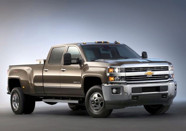 2015_CHEVROLET_SILVERADO_HD_3500_LTZ_4X4_front_pic-3