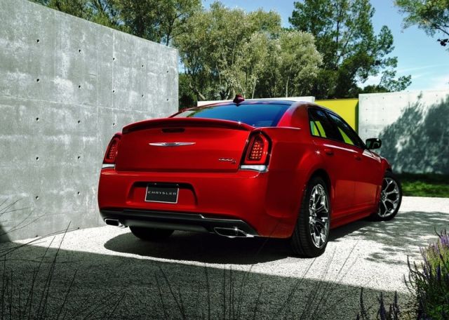 2015 CHRYSLER 300S