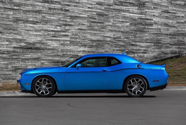 2015_DODGE_CHALLENGER_pic-16