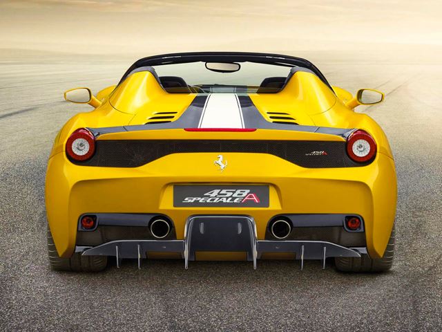 2015_FERRARI_458_SPECIALE_APERTA_pic-3