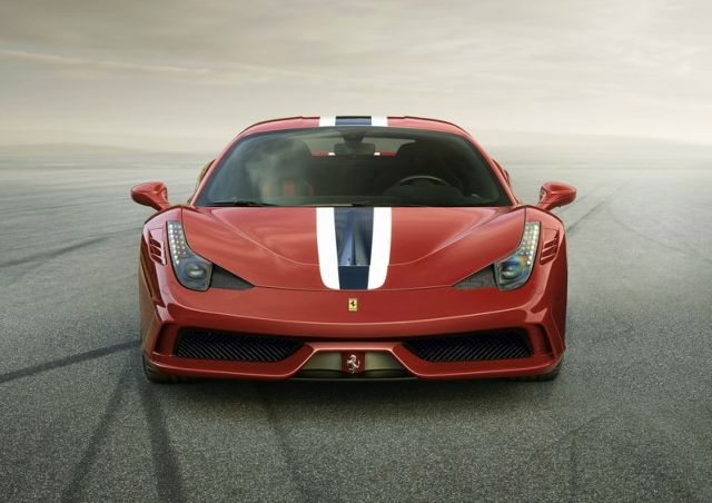 FERRARI 458 SPECIALE