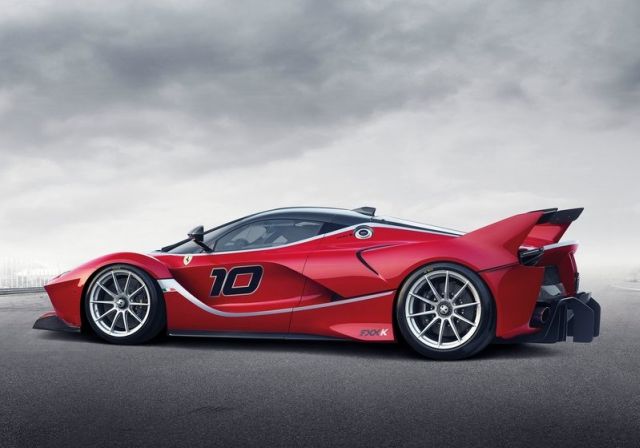 2015_FERRARI_FXX-K_pic-4