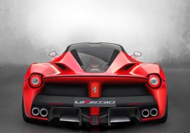 2015 FERRARI LaFERRARI