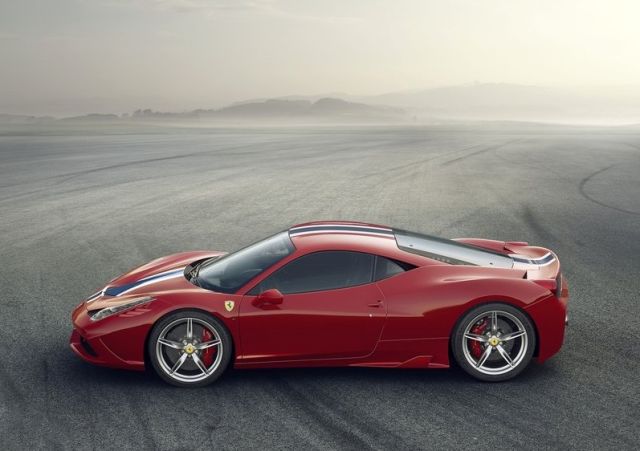 FERRARI 458 SPECIALE