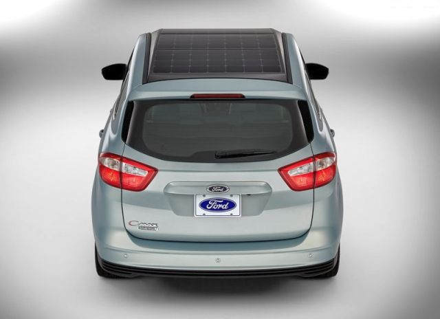 2015_FORD_C-MAX_SOLAR_ENERGI_rear_pic-2