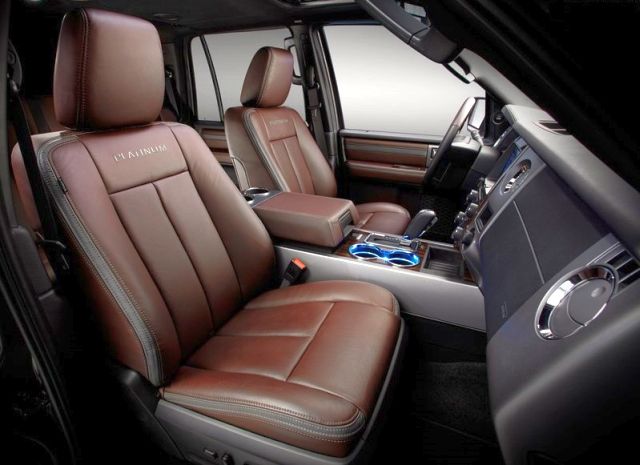 2015_FORD_EXPEDITION_interior-pic-4